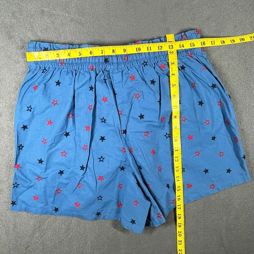 NWT Feeling Festive‎ Shooting Star Shorts Patriotic Size L Paperbag Denimcore